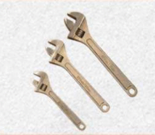 BRASS ADJUSTABLE WRENCH 24MM (PERFECT)